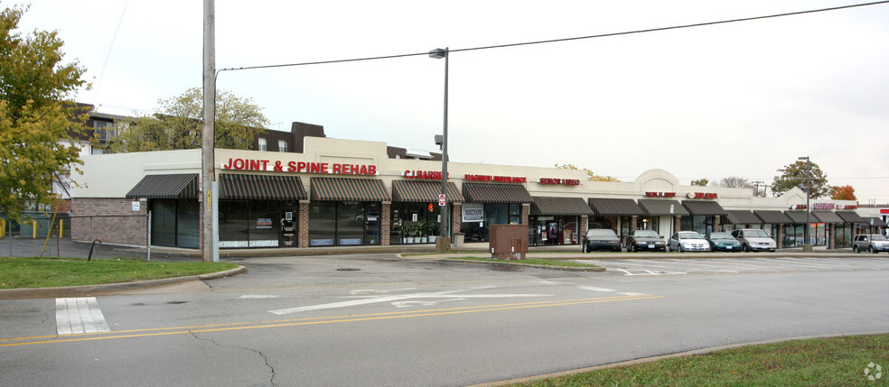 104-130 Washington Ave, Highwood, IL for rent - Building Photo - Image 1 of 3