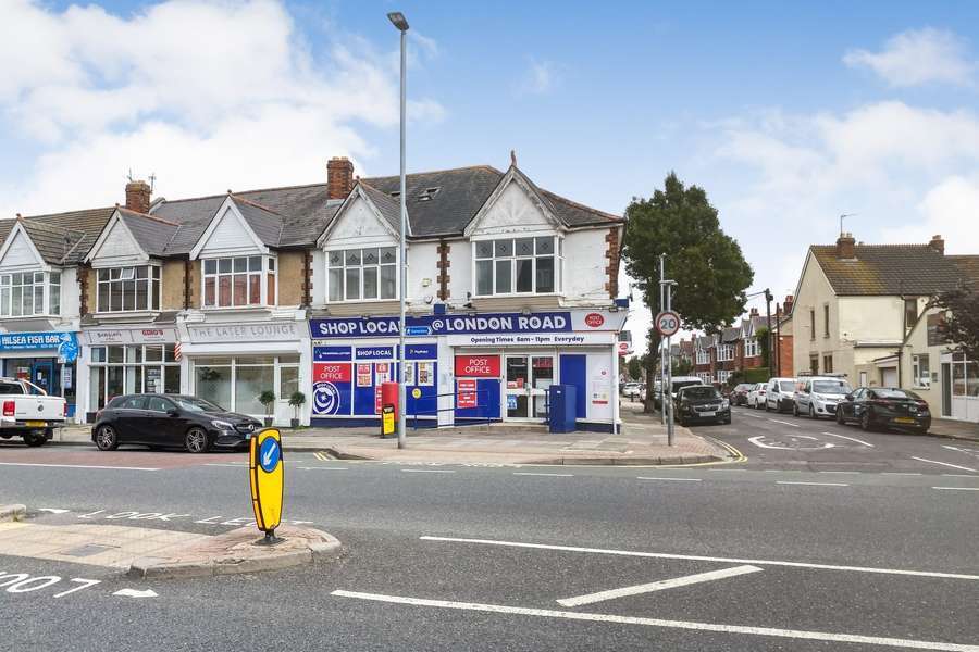 406 London Rd, Portsmouth for sale Building Photo- Image 1 of 1