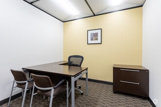 10180 101 St NW, Edmonton, AB to rent Interior Photo- Image 1 of 1