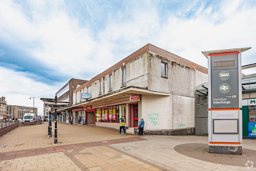 17 Brandon St, Hamilton to rent - Building Photo - Image 2 of 3