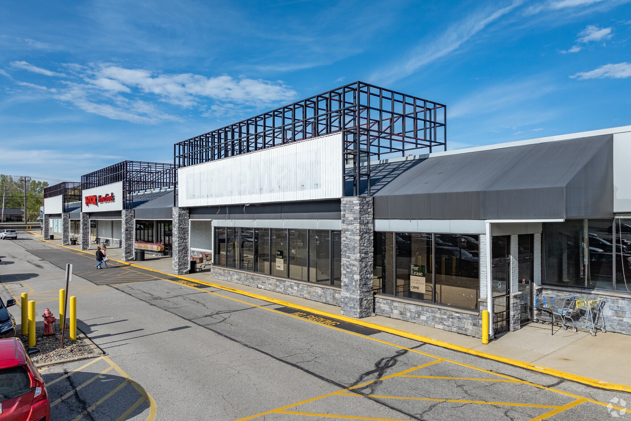 25999 Lorain Rd, North Olmsted, OH to rent Primary Photo- Image 1 of 4