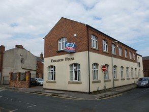 Bond St, Leigh for rent Primary Photo- Image 1 of 2