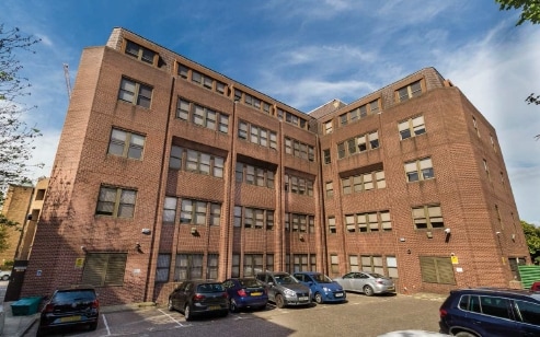 28-36 Eastern Rd, Romford to rent - Building Photo - Image 2 of 4