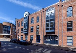 52 Charlotte St, Birmingham to rent Building Photo- Image 1 of 10