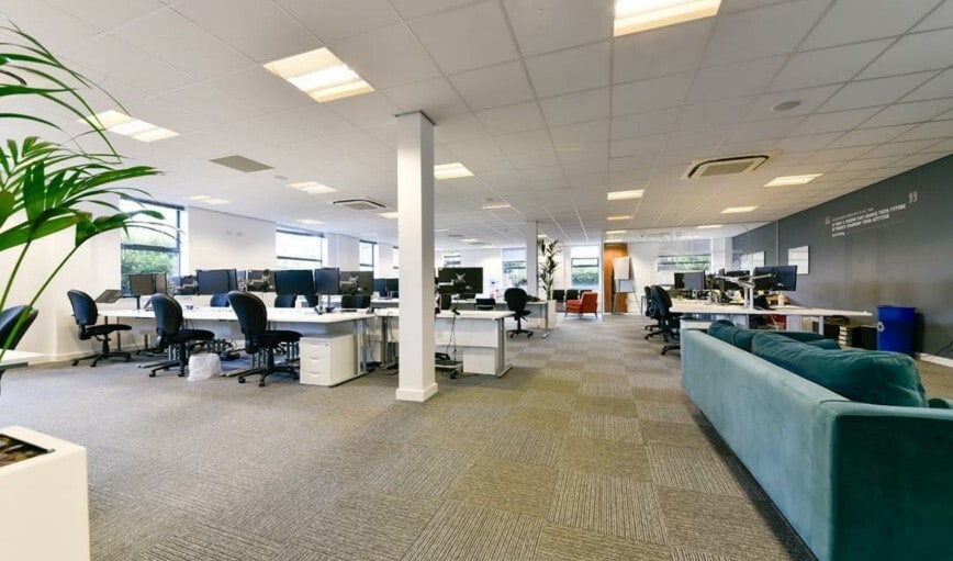 1E Empingham House, Uppingham Gate, Oakham to rent - Interior Photo - Image 3 of 3