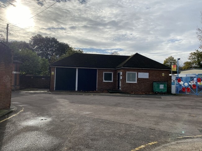 More details for Tideway House, 1 Tideway House, Park Ln, Richmond - Office, Industrial to Rent