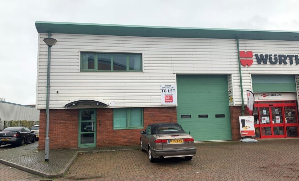 Quartremaine Rd, Portsmouth for sale - Building Photo - Image 1 of 1
