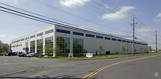 More details for 600 Apgar Dr, Somerset, NJ - Industrial for Rent