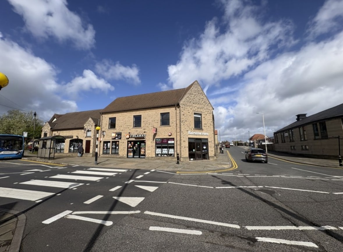 Rose Ln, Mansfield Woodhouse to rent Building Photo- Image 1 of 5