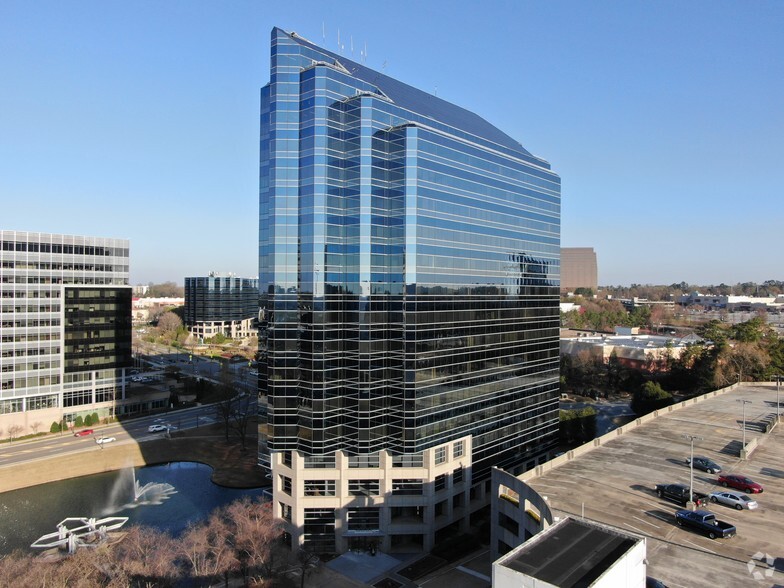 7000 Central Pky NE, Atlanta, GA for rent - Building Photo - Image 2 of 16