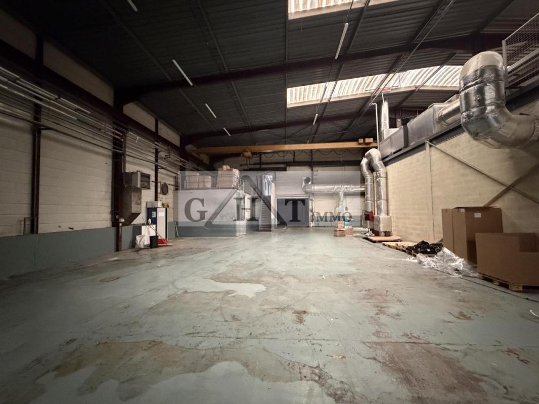 Industrial in Bondoufle for sale Interior Photo- Image 1 of 16