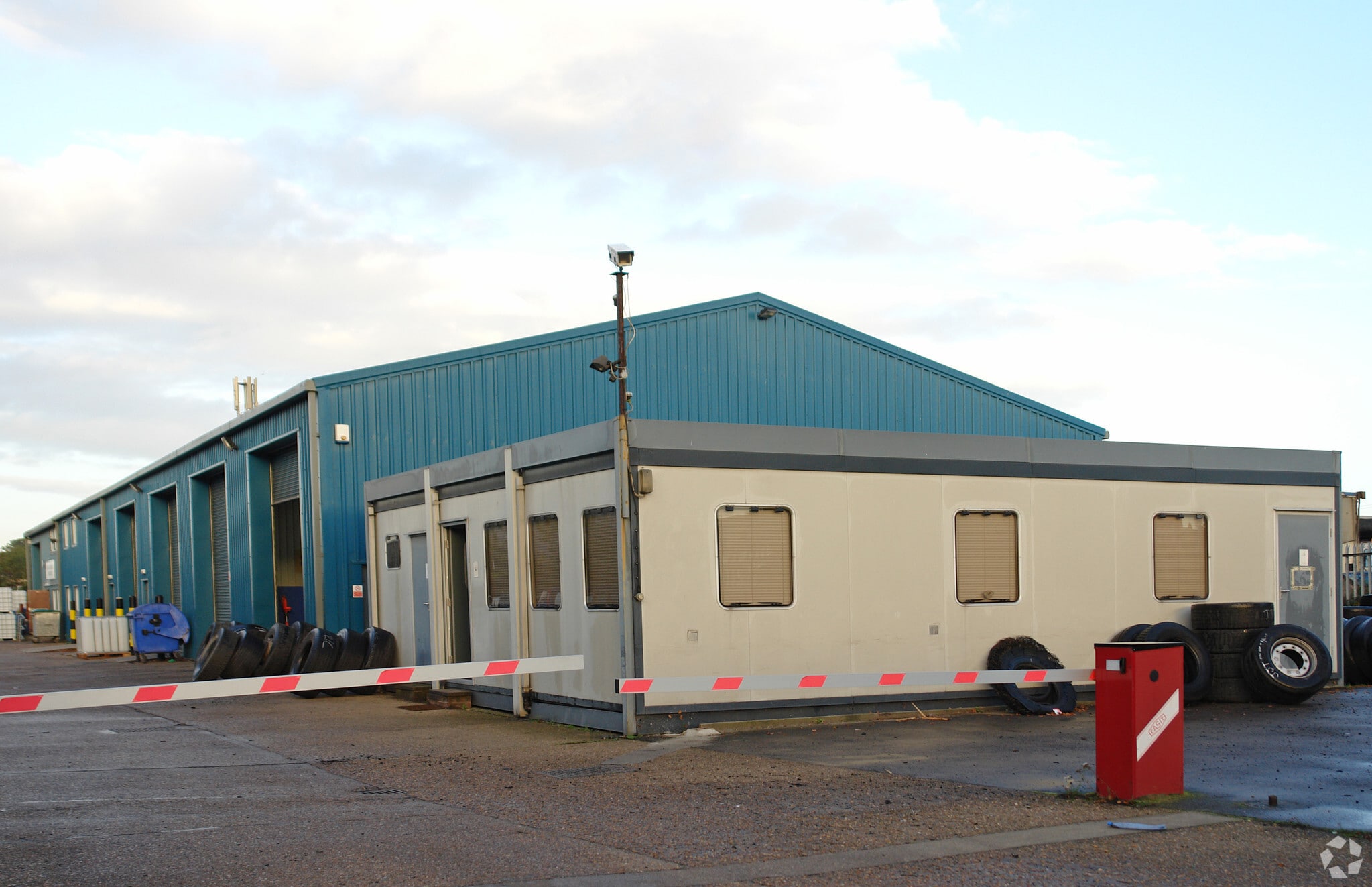 Botany Way, Purfleet for sale Primary Photo- Image 1 of 1