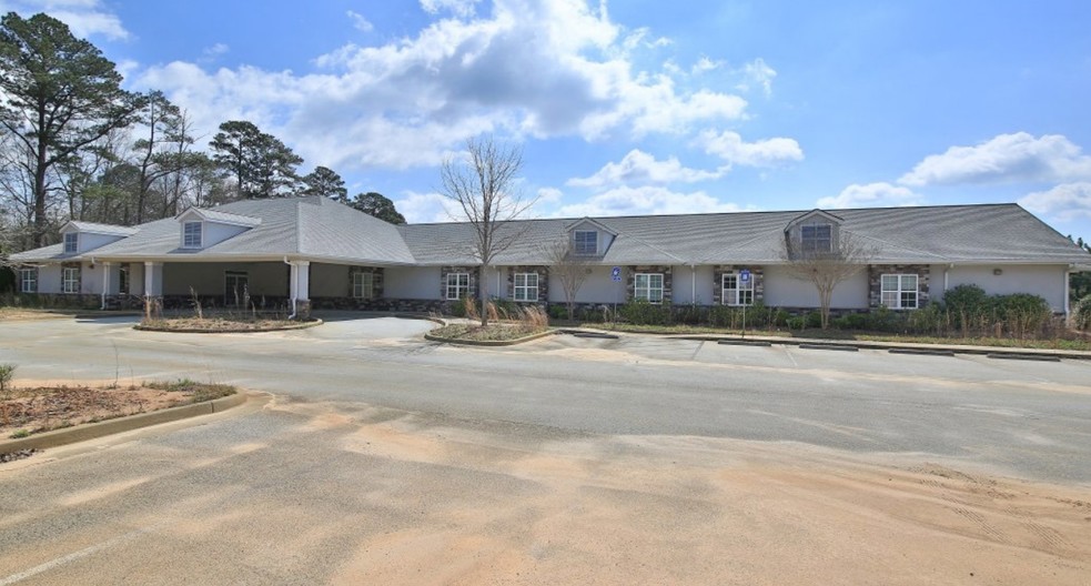 22 Madras Pky, Newnan, GA for sale - Primary Photo - Image 1 of 1