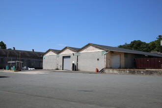 7201 Wimsatt Rd, Springfield, VA for rent Building Photo- Image 2 of 6