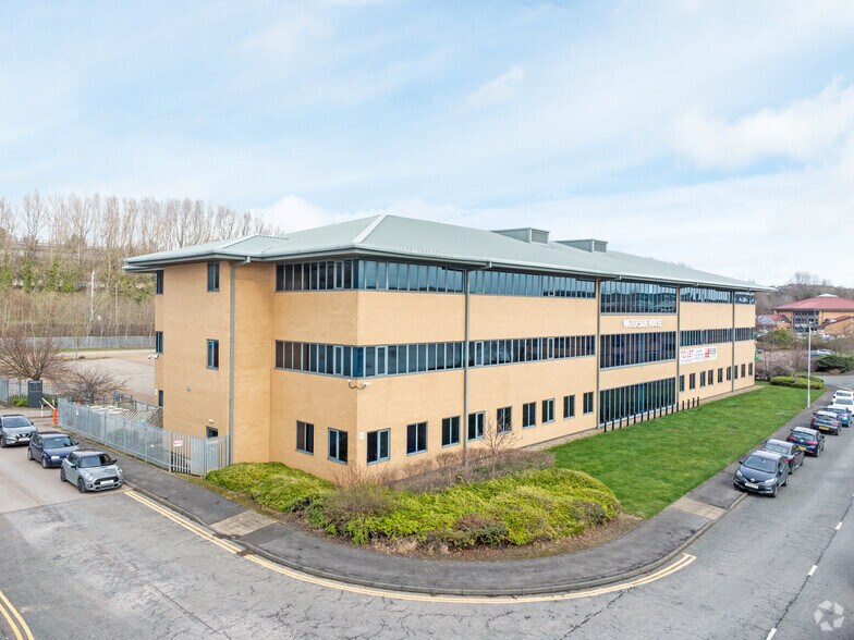 Wearfield, Sunderland to rent - Primary Photo - Image 1 of 15
