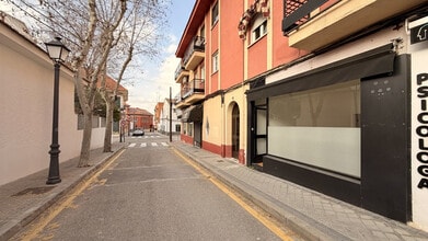 Retail in Villaviciosa de Odón, Madrid to rent Interior Photo- Image 2 of 11