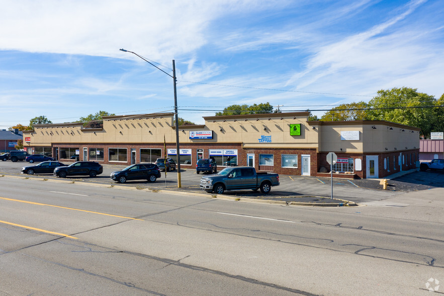 15511-15583 S Dixie Hwy, Monroe, MI for rent - Building Photo - Image 3 of 4