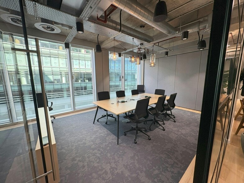 3 Noble St, London to rent - Building Photo - Image 3 of 16