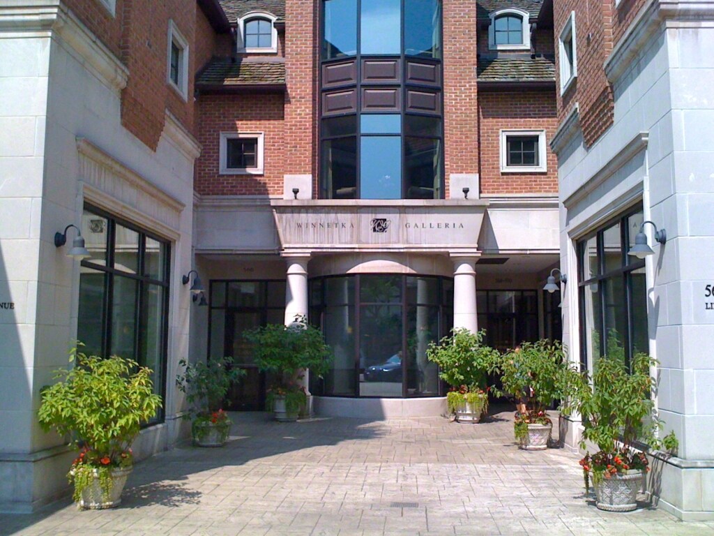 562572 Lincoln Ave, IL 60093 Galleria UK