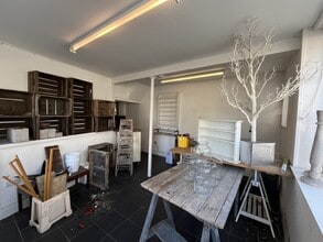 76 High St, Fareham to rent Interior Photo- Image 2 of 8