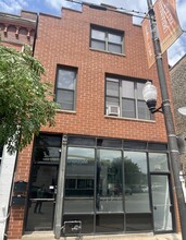 2010 W Chicago Ave, Chicago, IL for sale Building Photo- Image 1 of 13