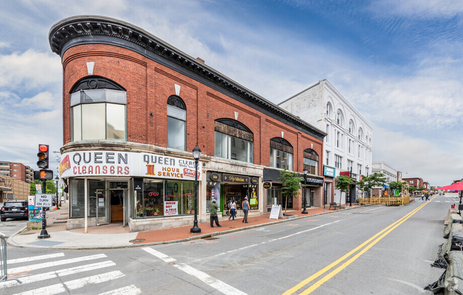 266-278 Moody St, Waltham, MA for sale - Building Photo - Image 1 of 1