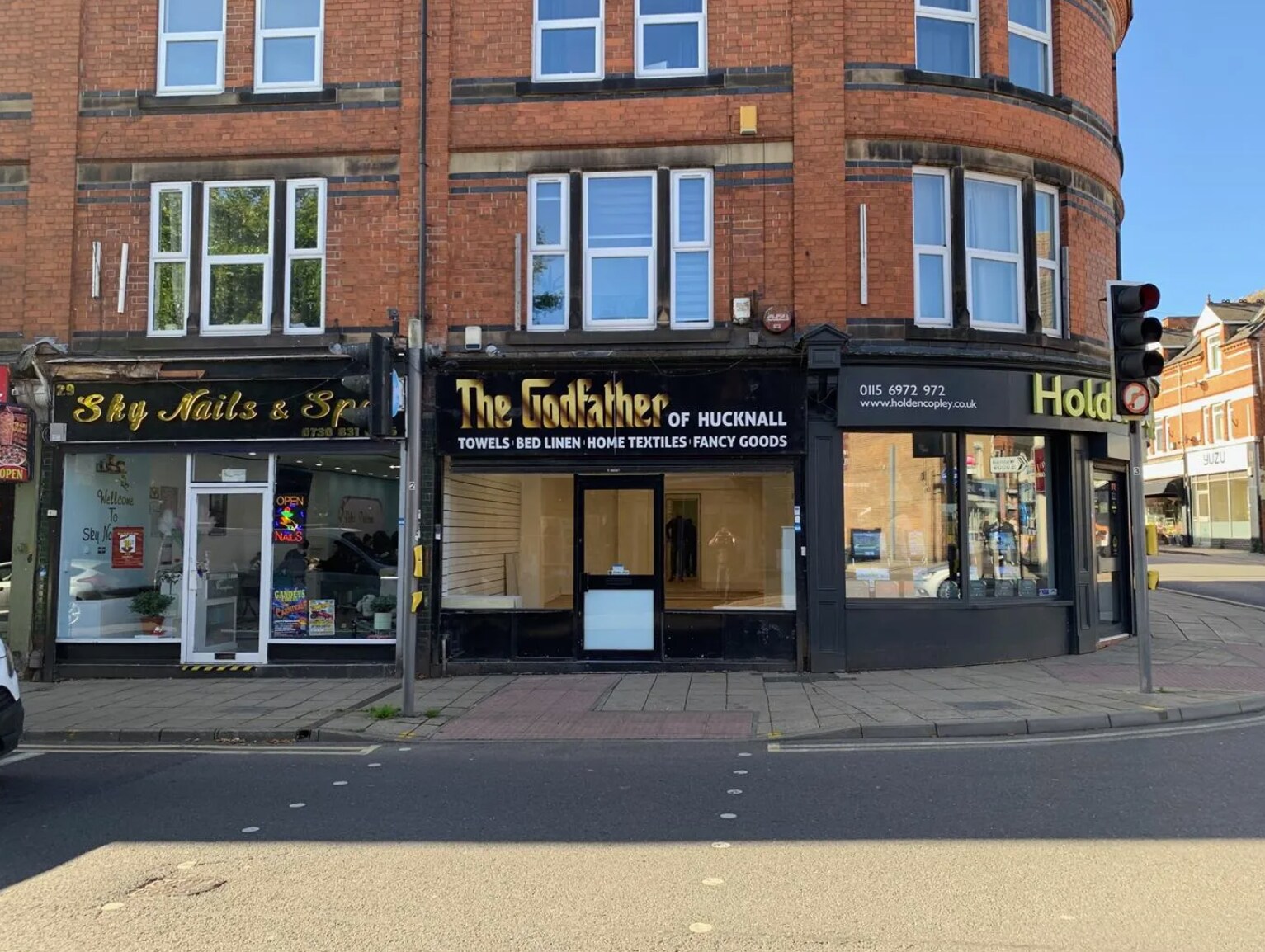 High St, Hucknall for sale Primary Photo- Image 1 of 1