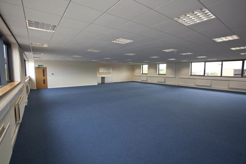 2 Forge Ln, Stoke On Trent to rent - Interior Photo - Image 3 of 4