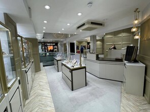 67-69 Toll Gavel, Beverley to rent Interior Photo- Image 2 of 3