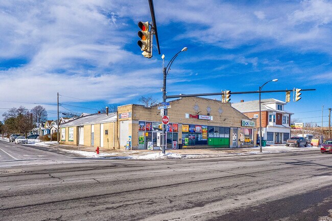 More details for 2820-2824 Bailey Ave, Buffalo, NY - Retail for Sale