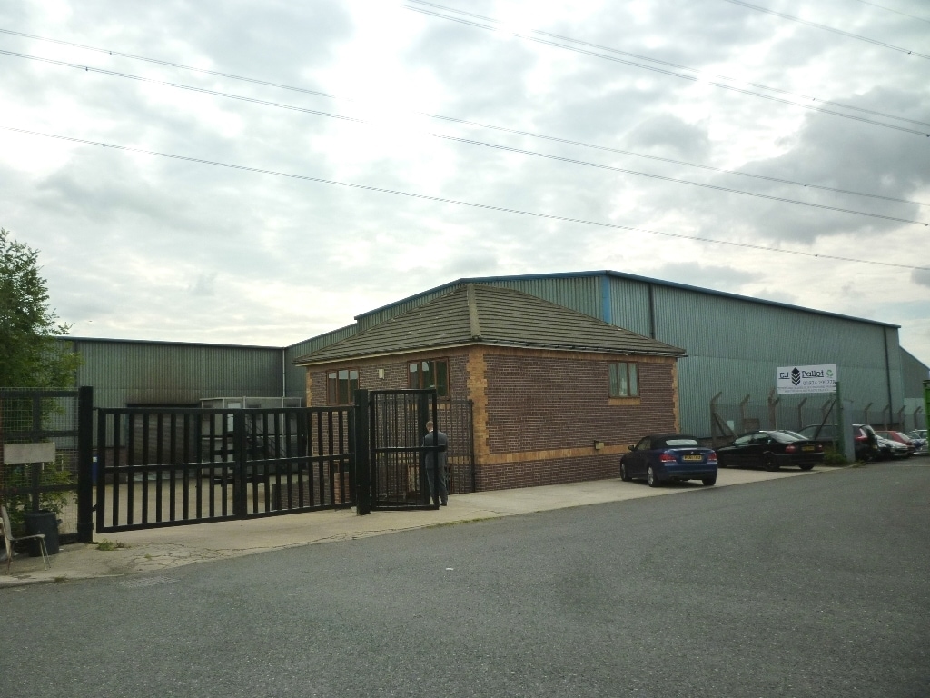 Flanshaw Way, Wakefield for sale Primary Photo- Image 1 of 1