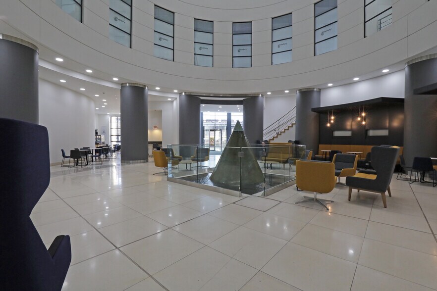 Orchard St, Newcastle Upon Tyne to rent - Interior Photo - Image 3 of 8