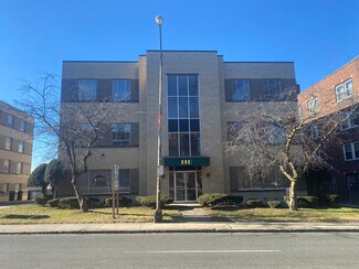 More details for 110 Maple St, Springfield, MA - Office for Sale