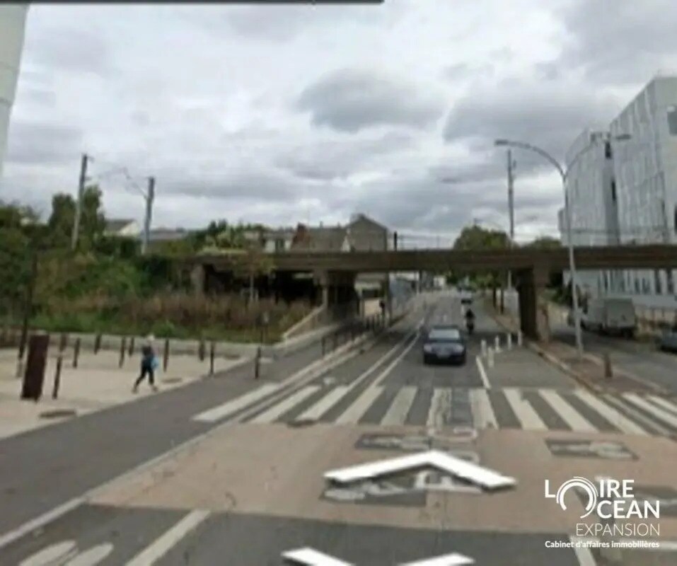 Retail in Nantes for sale Building Photo- Image 1 of 5