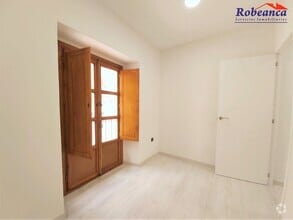 Office in Ávila, Ávila to rent Interior Photo- Image 1 of 4