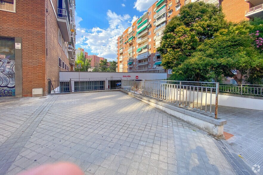 Avenida de Baviera, 5, Madrid, Madrid for sale - Building Photo - Image 2 of 2