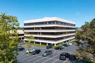 115 NE 100th St, Seattle, WA for rent Building Photo- Image 1 of 11