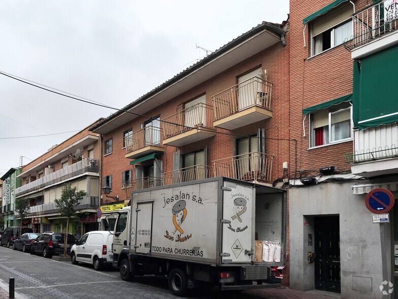 Calle Sierra Vieja, 77, Madrid, Madrid for sale - Building Photo - Image 2 of 3