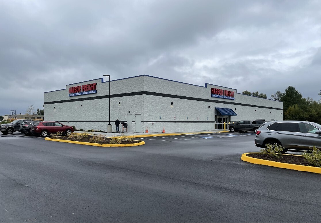 42 US7 South, Rutland Town 05701 Harbor Freight Tools Rutland VT