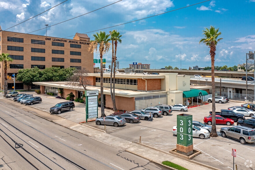 303 E Quincy St, San Antonio, TX for rent - Building Photo - Image 1 of 4