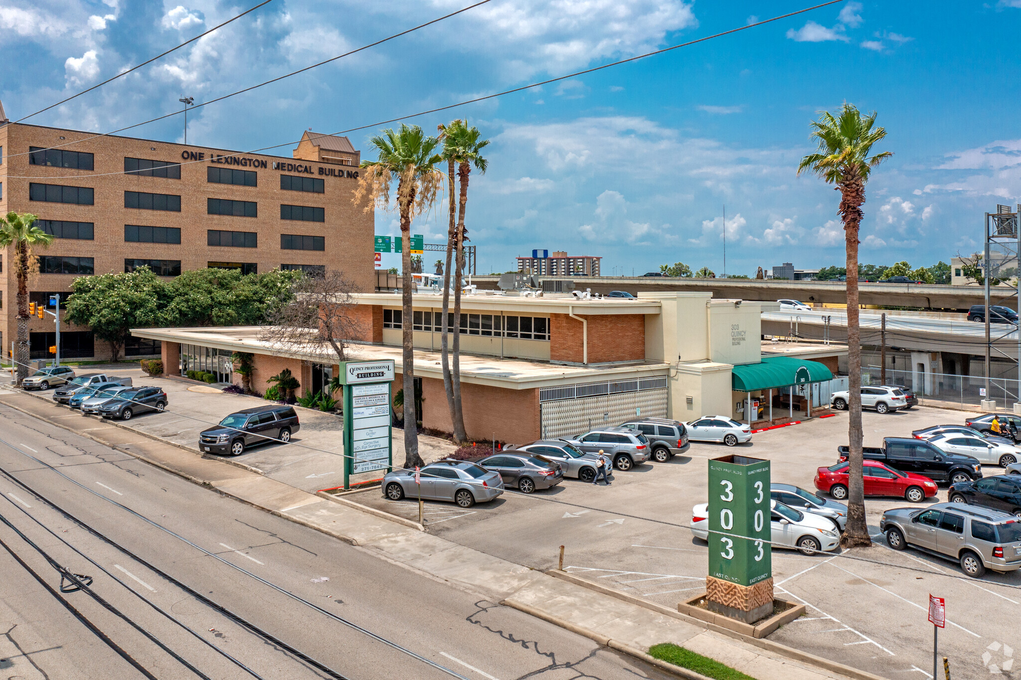 303 E Quincy St, San Antonio, TX to rent Building Photo- Image 1 of 5