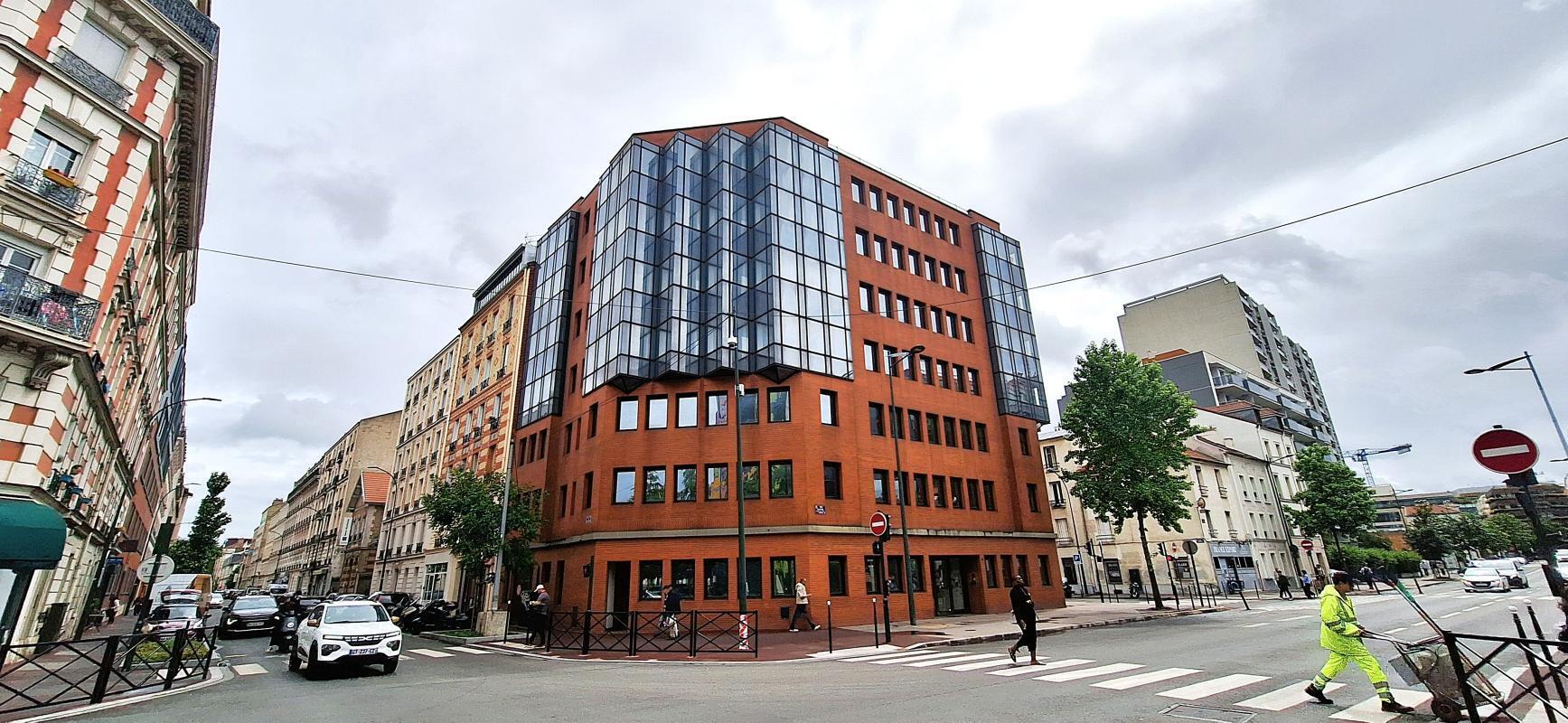 54 Rue Martre, Clichy to rent Building Photo- Image 1 of 18