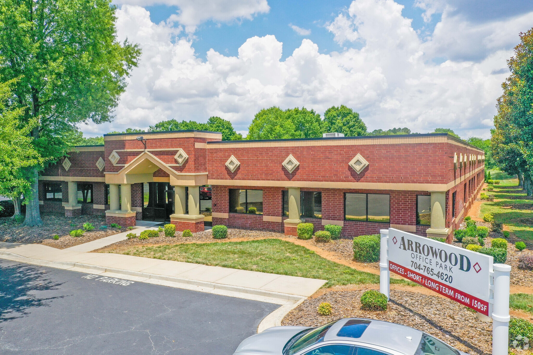 9635 Southern Pine Blvd, Charlotte, NC to rent Building Photo- Image 1 of 66