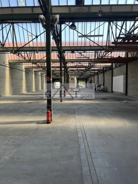Industrial in Pantin for sale - Interior Photo - Image 1 of 1