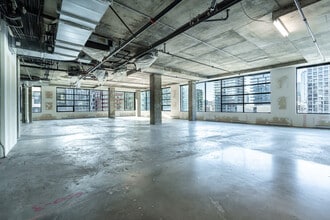 100 Rue Peel, Montréal, QC to rent Building Photo- Image 2 of 5