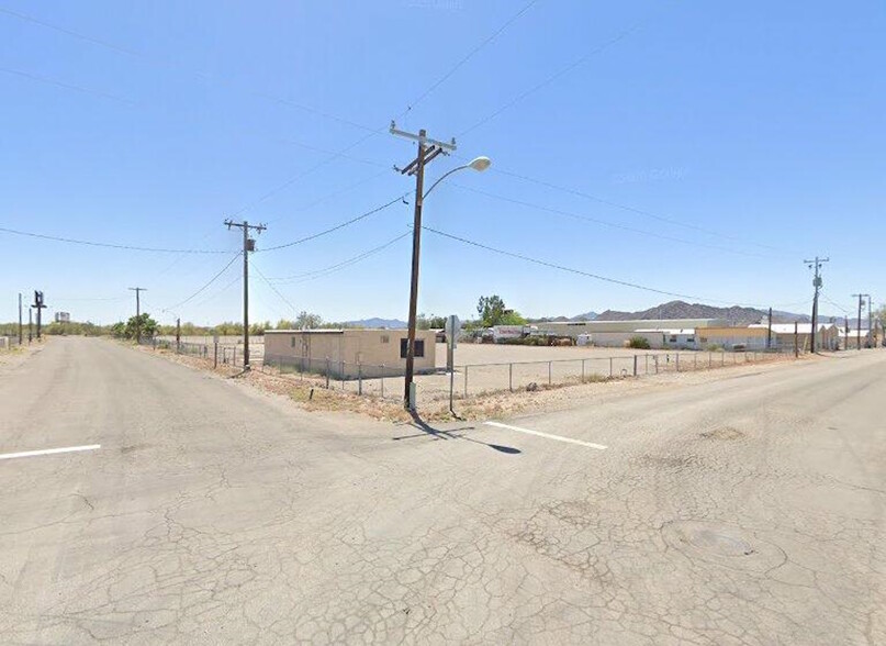 135 Ironwood St, Quartzsite, AZ for sale - Building Photo - Image 2 of 8