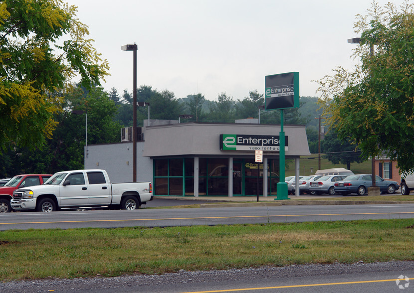 1370 Dual Hwy, Hagerstown, MD for sale - Primary Photo - Image 1 of 1