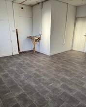 23-25 Lower St, Stansted to rent Interior Photo- Image 1 of 3