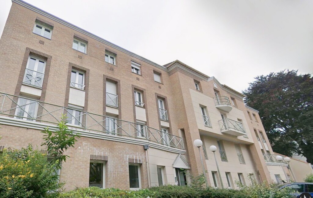 Location Bureaux 270 m² - Photo 1