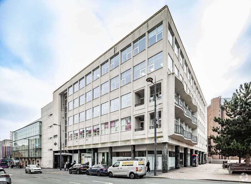 2-12 Lord St, Liverpool to rent - Primary Photo - Image 3 of 8